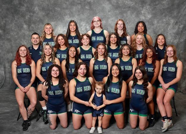 Lady Vikes Shine at Mike Clock Tournament with Five Podium Finishes